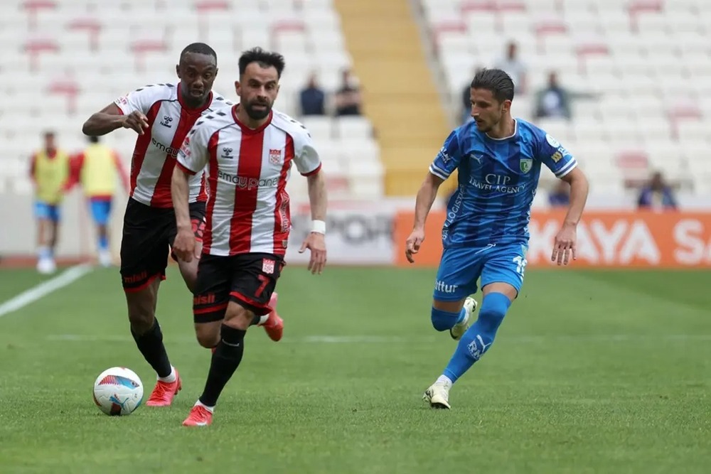 Nhận định soi kèo Bodrum vs Sivasspor lúc 00h00 ngày 20/1/2026 nhan-dinh-soi-keo-bodrum-vs-sivasspor-luc-00h00-ngay-20-1-2026-1